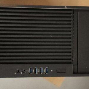 Unité centrale de marque HP modèle Z420 Workstation système d'exploitation Windows 7 ou 8.1 processeur Intel Xeon. Vendu en l'état non testé. 6 unités. Vendu à l'unité avec faculté de réunion. Localisation: 30 rue Beauregard - 60440 Nanteuil-Le-Haudouin