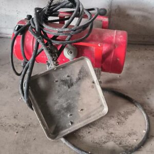 Décolleuse à papier peint à vapeur 9 litres de marque Milbox Nespoli modèle Turbo Vapeur 2300. Localisation : 12 rue Maitre Renault - 95190 Fontenay en Parisis