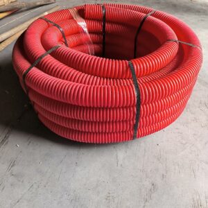 25 m de Gaine TPC rouge diamètre 63 mm. Localisation : 12 rue Maitre Renault - 95190 Fontenay en Parisis