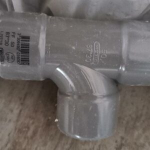 3 sachets de 10 T de marque Wavin diamètre 50mm en PVC. Localisation : 12 rue Maitre Renault - 95190 Fontenay en Parisis