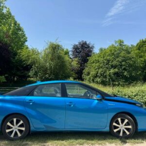 Véhicule Toyota
2022 
1300 km seulement 
Prix d’achat neuve 58 k full options 
État neuve encore avec les protections d’usine