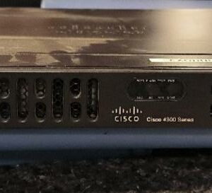 Routeur de marque Cisco modèle ISR4331. Sans alimentation et non testé. Localisation : 19 rue de Villeneuve 02200 Soissons