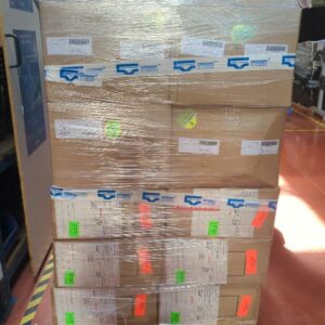 Palette contenant 6 cartons de bols à ciment (125 bols par carton soit 750 bols) et 12 cartons de bols et spatules pour ciment (20 unités par carton)