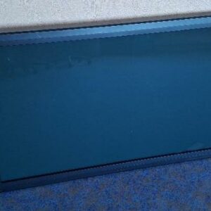 Moniteur 42 pouces de marque Panasonic modèle TH42PH11EK. 3 unités. Vendu à l'unité avec faculté de réunion. (2 unités rdc placard et 1 unité au 2ème étage). Non testé.