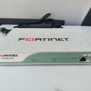 Appliance de sécurité réseau de marque FORTINET, modèle FortiGate-60D (FG-60D), avec 10 ports Gigabit Ethernet RJ45, dont 2 ports WAN, 7 ports internes et 1 port DMZ, ainsi que 2 ports USB, avec son câble d'alimentation. Non testé. Localisation : 30 rue Beauregard 60440 Nanteuil-le-Haudouin