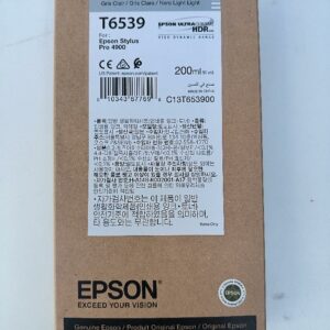 Cartouche d’encre gris clair de marque EPSON, modèle T6539, référence C13T653900, technologie UltraChrome HDR, capacité 200 ml, compatible avec les imprimantes Stylus Pro 4900. Vendue dans son emballage d’origine. Localisation : 30 rue Beauregard 60440 Nanteuil-le-Haudouin