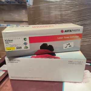 Cartouche de toner laser yellow de marque AGFAPHOTO, compatible avec les imprimantes HP, remplaçant la référence HP CC532A. Dans leur emballage d’origine. 3 unités. Vendu à l'unité avec faculté de réunion.