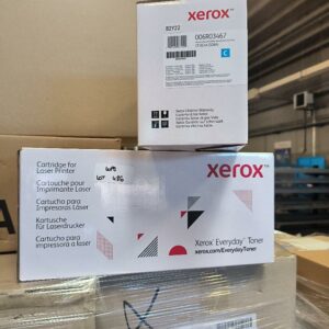 Cartouche de toner cyan de marque XEROX, référence 006R03467, remplaçant la référence HP 508A / CF361A, compatible avec les imprimantes et multifonctions HP Color LaserJet Enterprise M552, M553 et M577. Dans son emballage d’origine. 2 unités. Vendu à l'unité avec faculté de réunion.
