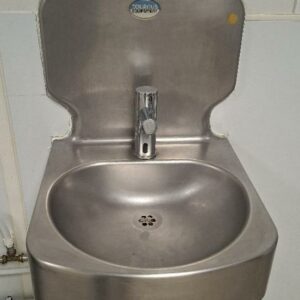 Lave main de marque Tournus Équipement en inox alimentaire. Dim : 46 x 40 x 38 cm