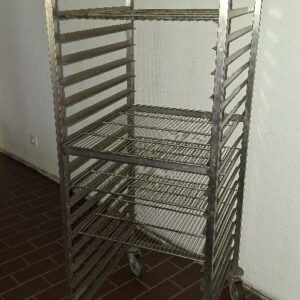 Chariot à grilles à 20 niveaux en inox alimentaire. 173 x 59 x 67 cm.
